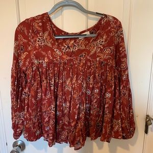 Altar’d State flowy top